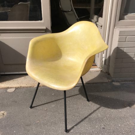Rare fauteuil Charles Eames édition Zenith Plastic 1953
